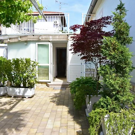 With A Parking Space - 22709 Apartment Umag