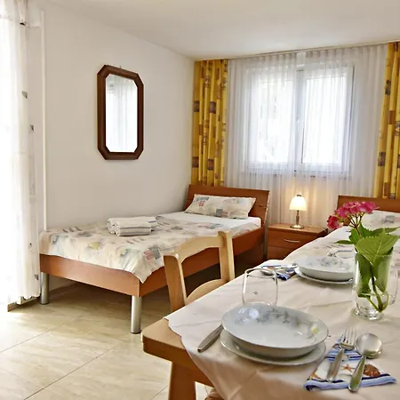 With A Parking Space - 22709 Umag